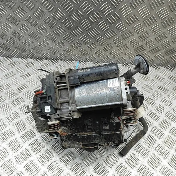 Compressor Suspensão VW Touareg CR7 4M0616005H image 4