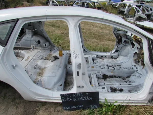 Pilar Central Direito Opel Astra J HB 5D 09-17 OEM image 2