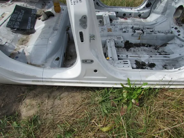 Pilar Central Direito Opel Astra J HB 5D 09-17 OEM image 4