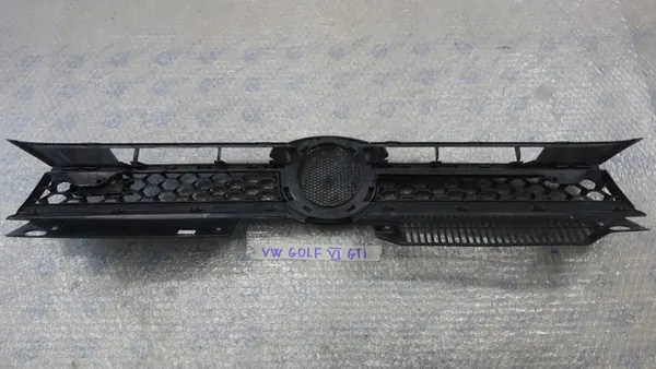 VW GOLF VI GTI Grille 5K0853651A image 4