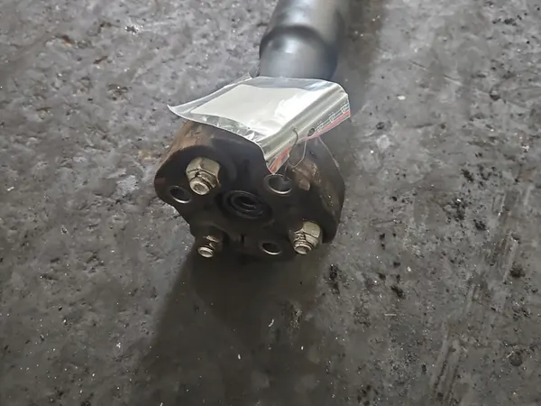 Bakre drivaxel BMW F20 1.6T image 5