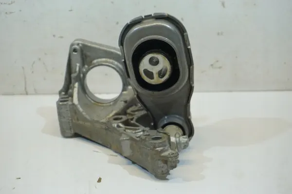 Mercedes A-klasse W177 Halfassteun OEM A2822232600 image 3
