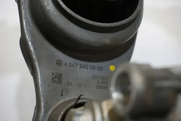 Mercedes A-klasse W177 Halfassteun OEM A2822232600 image 6