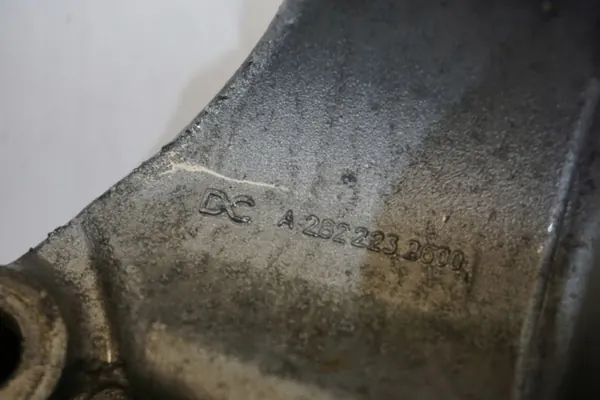 Mercedes A-klasse W177 Halfassteun OEM A2822232600 image 7