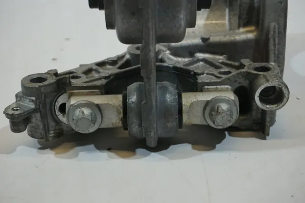 Mercedes A-klasse W177 Halfassteun OEM A2822232600 image 9