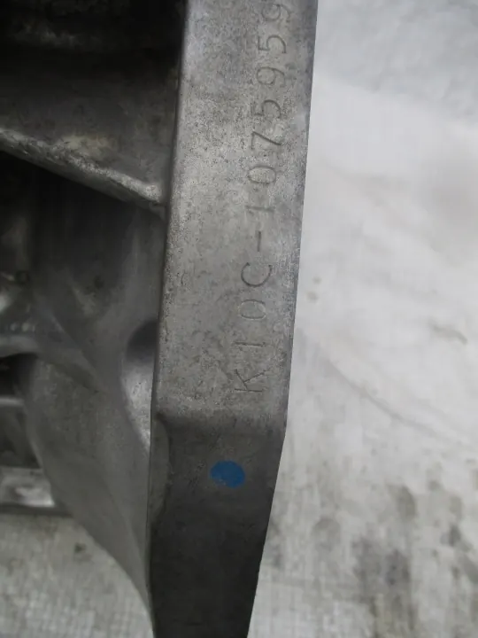 Couvercle Joint Arbre OEM 1.0 BOOSTERJET K10C Suzuki image 3