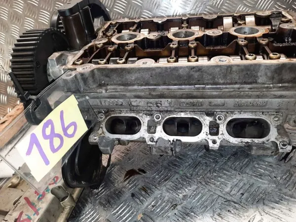 Zylinderkopf Rechts OEM 06C103373E für Audi image 2