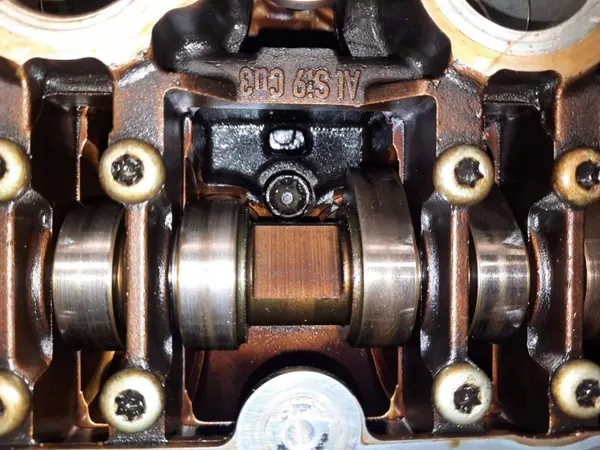 Zylinderkopf Rechts OEM 06C103373E für Audi image 5