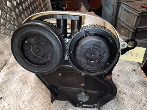 Zylinderkopf Rechts OEM 06C103373E für Audi image 8