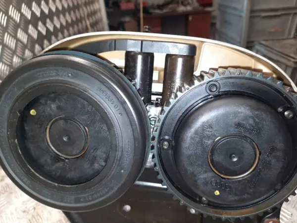 Zylinderkopf Rechts OEM 06C103373E für Audi image 9