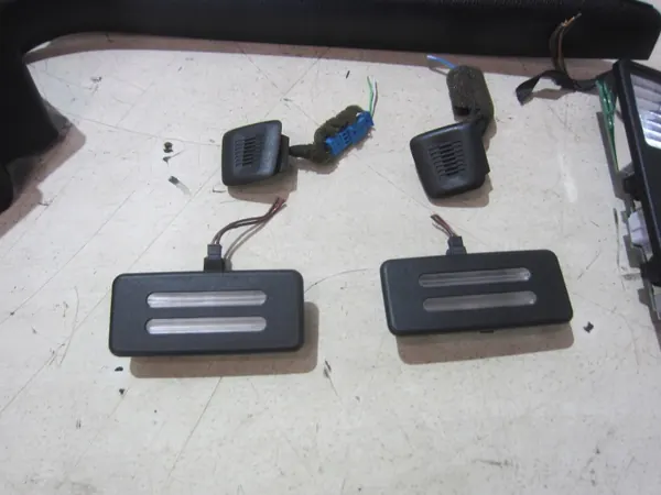 OEM 51168062217 Dakpilaarafdekking Zwart voor BMW X3 image 9