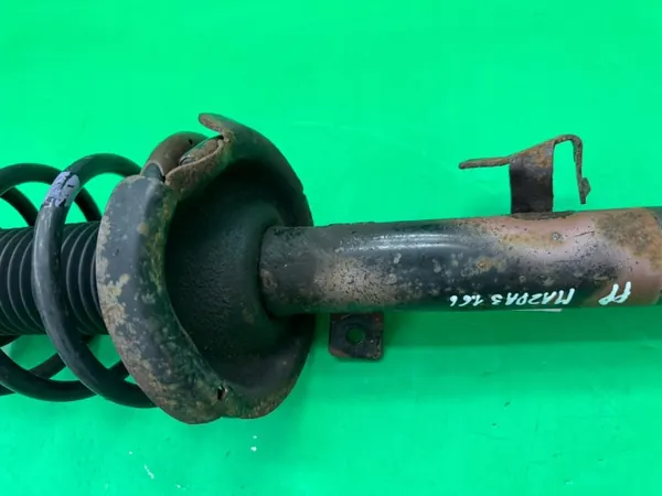 Stoßdämpfer Vorne Rechts OEM 8N61-18045-BD Mazda 3 II image 3