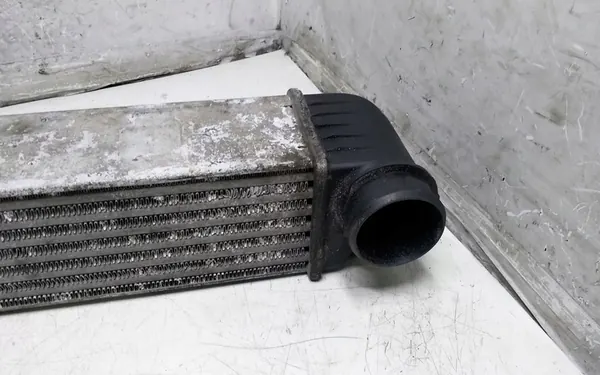 Radiatore Intercooler BMW 5 (E39) 3.0L Diesel image 2