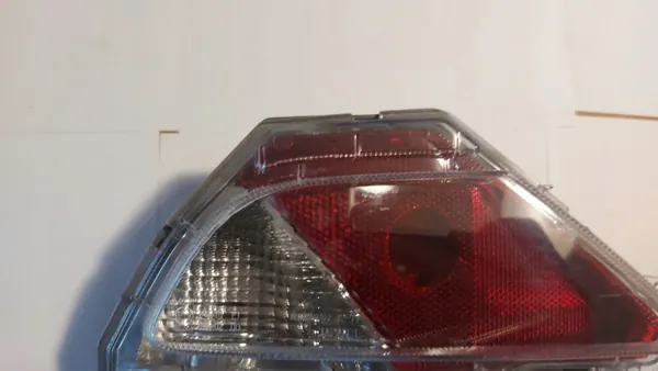Linker achter mistlamp OEM 81490-42060 Toyota RAV4 IV image 4