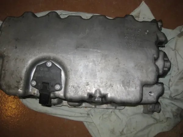 VW Oliepan OEM 04L103603F voor Transporter T6 2.0 TDI image 2