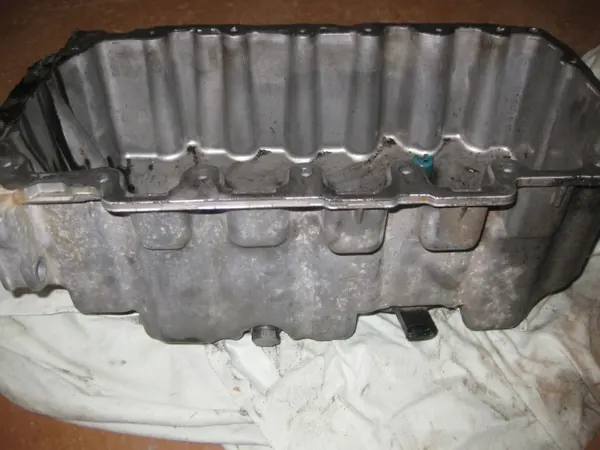 VW Oliepan OEM 04L103603F voor Transporter T6 2.0 TDI image 3