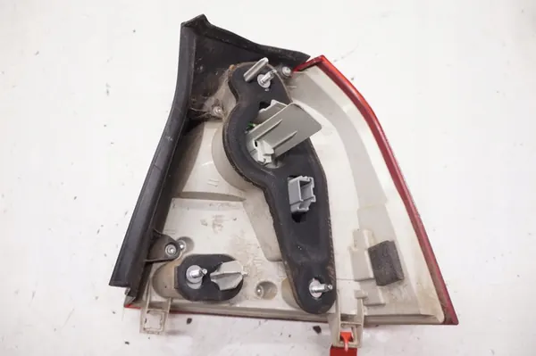 Luz Trasera Izquierda Volvo XC70 II V70 III image 5