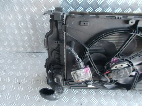 OEM 31293778 Volvo Koelventilator 2.0D Compleet image 4