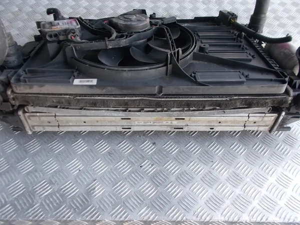 OEM 31293778 Volvo Koelventilator 2.0D Compleet image 6