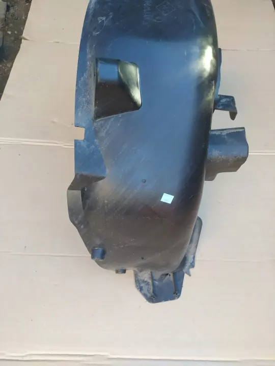 Renault Captur II 2024 Linker Achterwielkast OEM 767493736R image 3