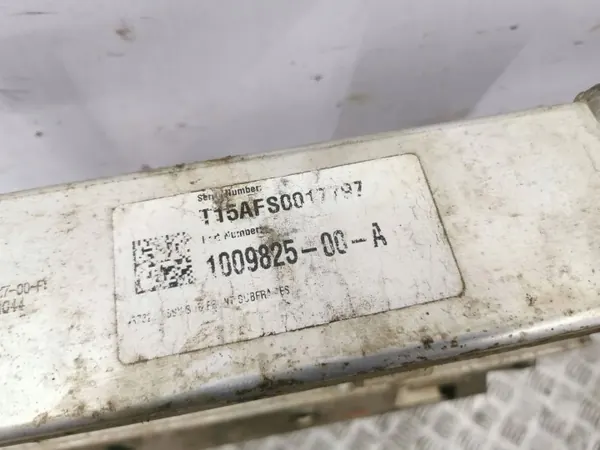 Plaquettes de frein avant Tesla Model S OEM 109582500A image 3