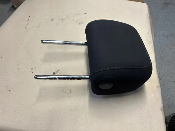 Reposacabezas delanteros VW PASSAT B8 ajustables par image 4