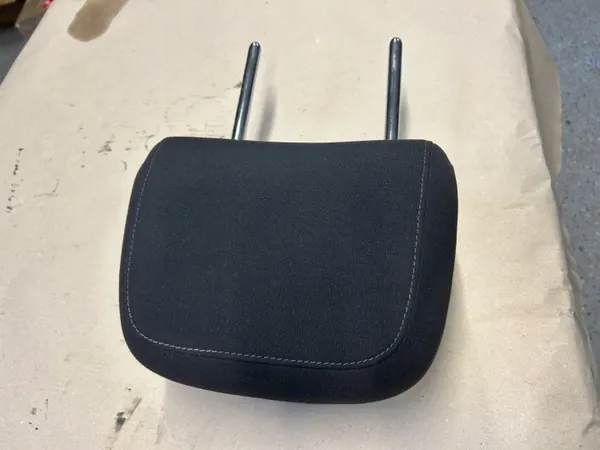 Reposacabezas delanteros VW PASSAT B8 ajustables par image 5