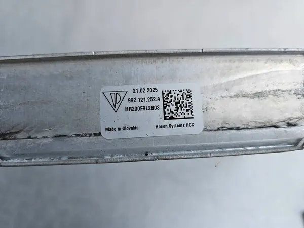 Porsche 911 992 GT3 GT4 Rechter Waterkoeler OEM image 5