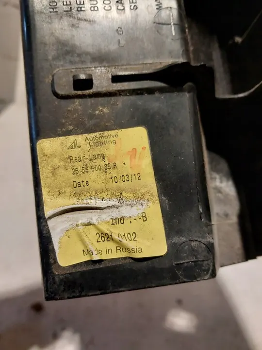 Dacia Duster I Lámpara Trasera Izquierda Europa image 5