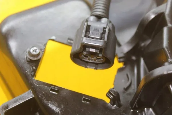 Kylarrubrik Kia Ceed I Hyundai 253801H050 image 9