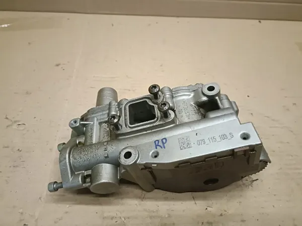 Oljepump OEM 079115103S för Audi Q7 4L 2007 image 2
