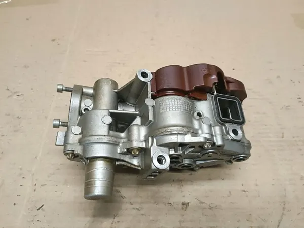 Oljepump OEM 079115103S för Audi Q7 4L 2007 image 3