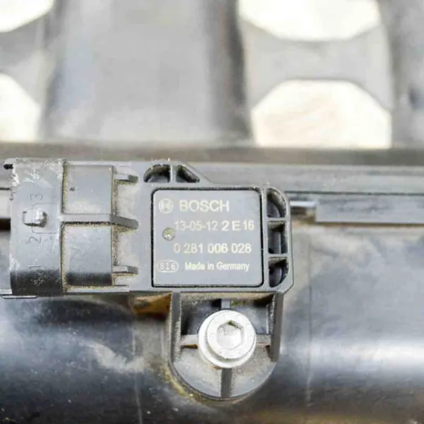 Colector de admisión OEM 55210971 para Maserati Quattroporte VI image 7