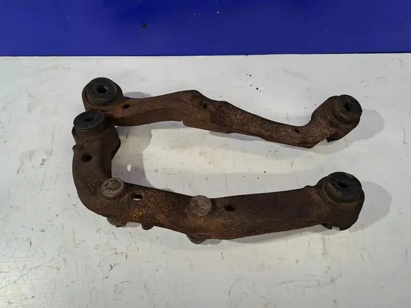 Braccio di Controllo Curvo Anteriore Destro CHEVROLET TAHOE 15201932 image 2