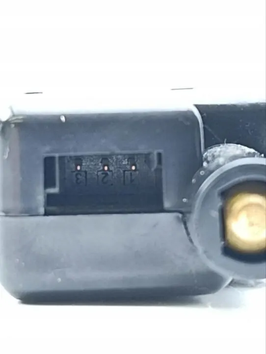 Lämpökatkaisija, ilmastointituuletin Bentley BENTAYGA 2017 OEM 36A819820 image 9