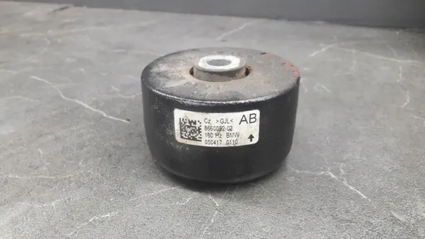 OEM 8660052 Taka-akselin Stabilointituki BMW 5 G30/G31 image 2