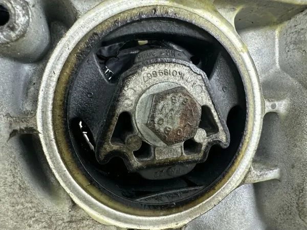 Etujarrupalat OEM 3C0199369H Audille image 4