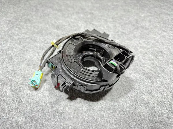 TOYOTA RAV4 V Capteur d'Angle de Direction 12140-75L863 image 1