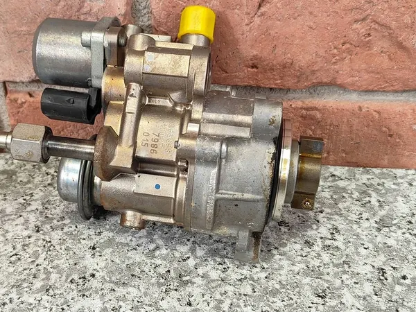 Brandstofinjectiepomp 7613933 BMW N53 N54 N55 2.5i 3.0i image 7