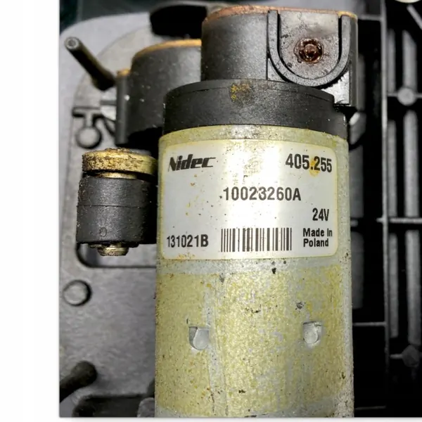 Alçapão de teto Iveco OEM 504026264 - Usado image 5