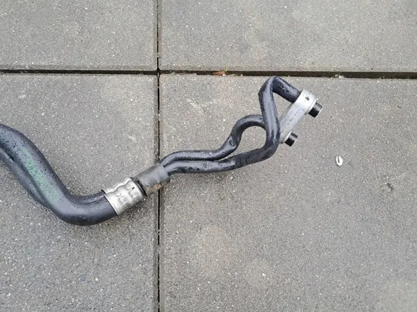 BMW N55 Lignes d'huile OEM 7639450 - État utilisé image 3