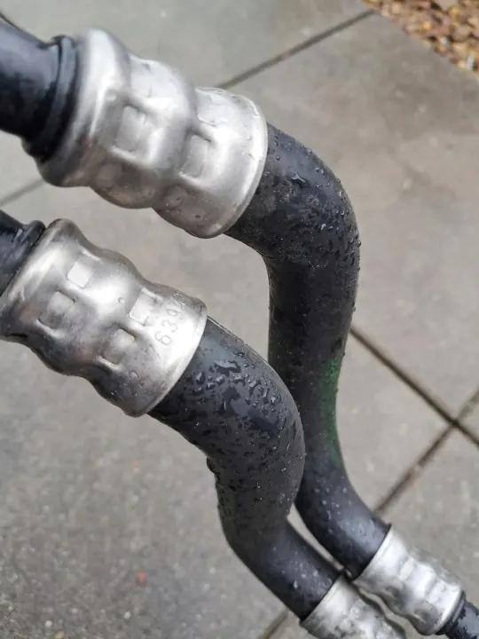 BMW N55 Lignes d'huile OEM 7639450 - État utilisé image 9