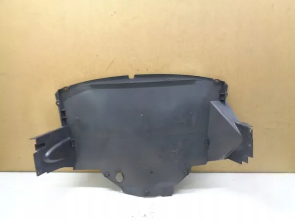 Escudo motor Renault Master OEM 758903761R - Usado image 2
