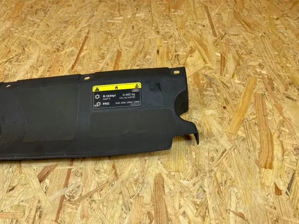 Capa de cinto dianteira OEM 8Y0121285 para Audi A3 8Y image 5