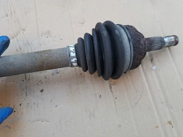 Semi-eixo esquerdo OEM para Citroen C5 III X7 2.0 16V image 5