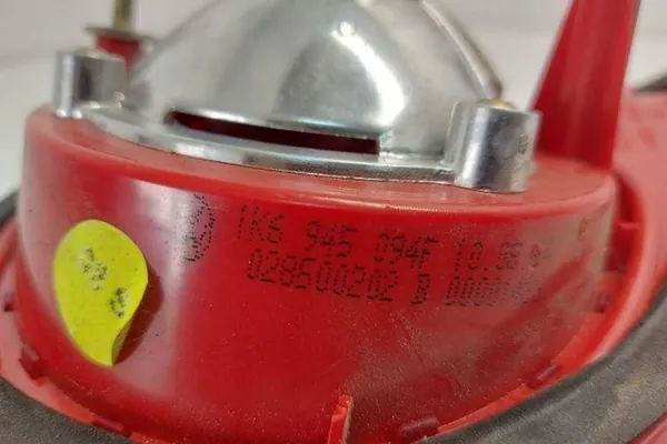 Höger bakluckelampa VW GOLF V VARIANT 1K6945094F image 3