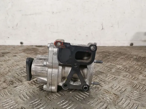 Pompe à eau OEM FBZ14599 pour Jeep Compass 2018 image 3
