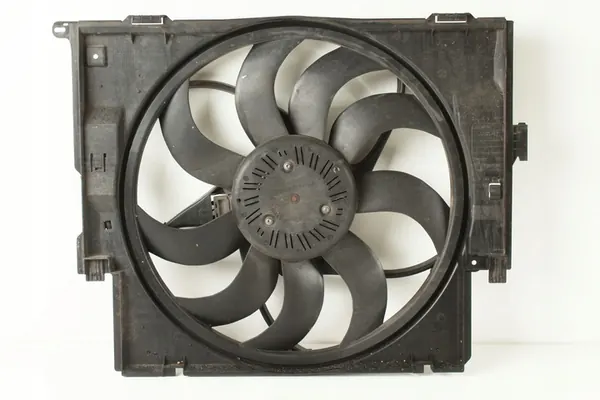 Kylarrubrik BMW F32 F33 F36 420i 428i 418d 420d 7640509 image 2