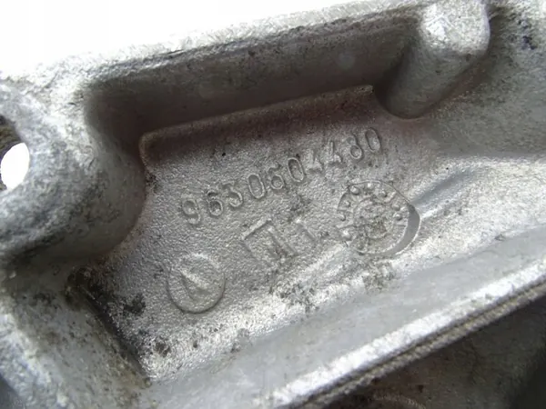 OEM 9630604480 Halbwellenhalterung für Citroen image 3