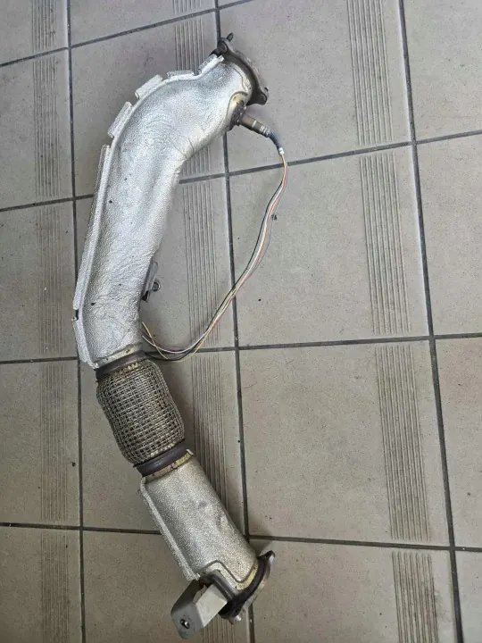 Pakoputki OEM 4M0253350 VW Audi Q7 SQ7 Q8 Touareg image 2